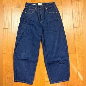 Universal Thread Wide High-Rise East Barrel Ankle Jeans - Dark Wash 6